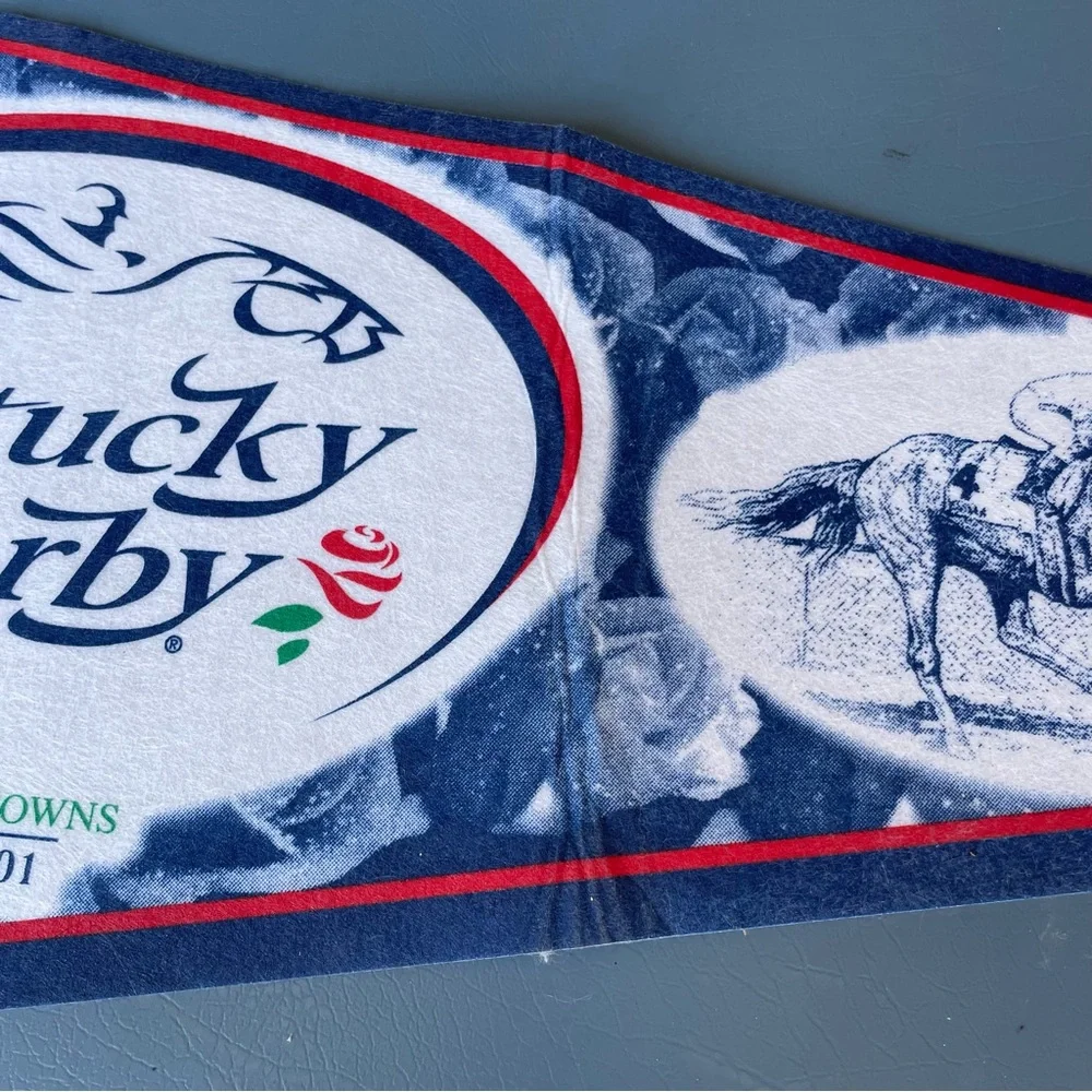 2001 Kentucky Derby 127th Churchill Downs Felt Pennant Banner